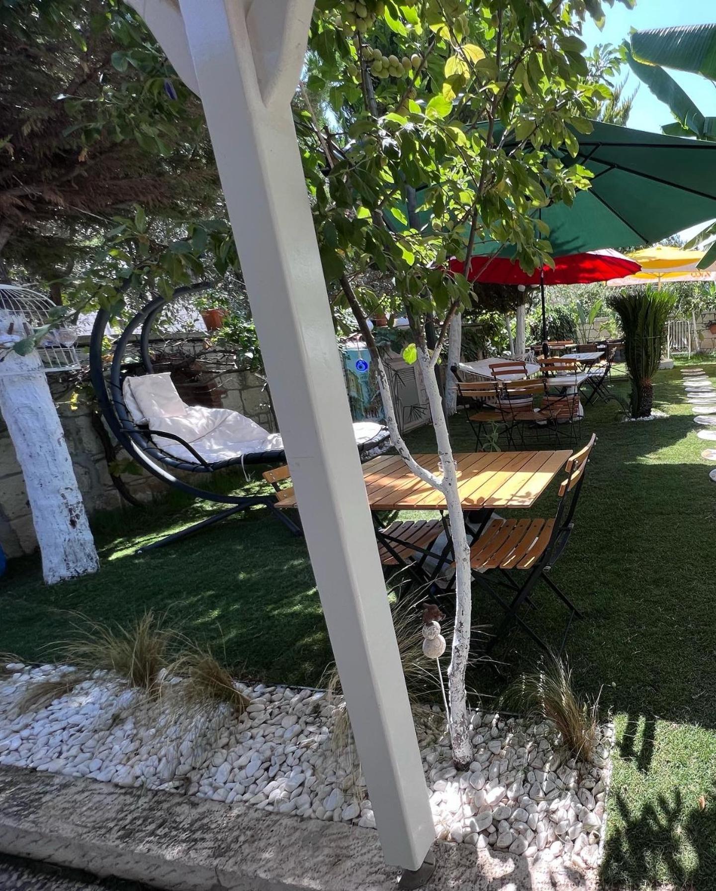 Luna Alaçatı Luaran gambar